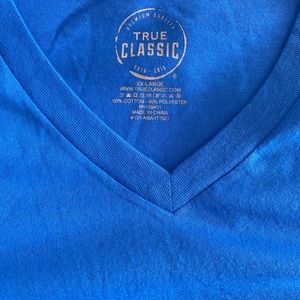 True Classic men’s short sleeve royal blue v-neck tee size XXL